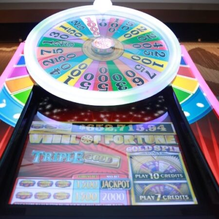 Gambler Turns $7 Into $2.1m With a Las Vegas Slot Win