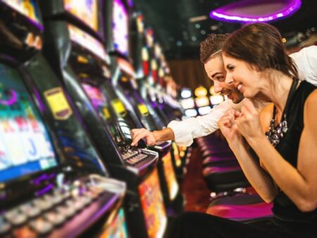 Playing Slot Games- 3 Tips to Choose the Best Site for You